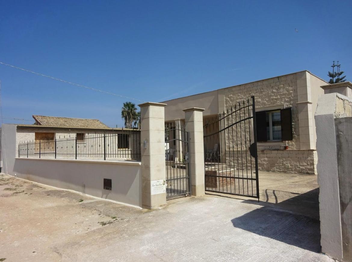Villa La Pietra Bianca Portopalo Di Capo Passero Exterior foto