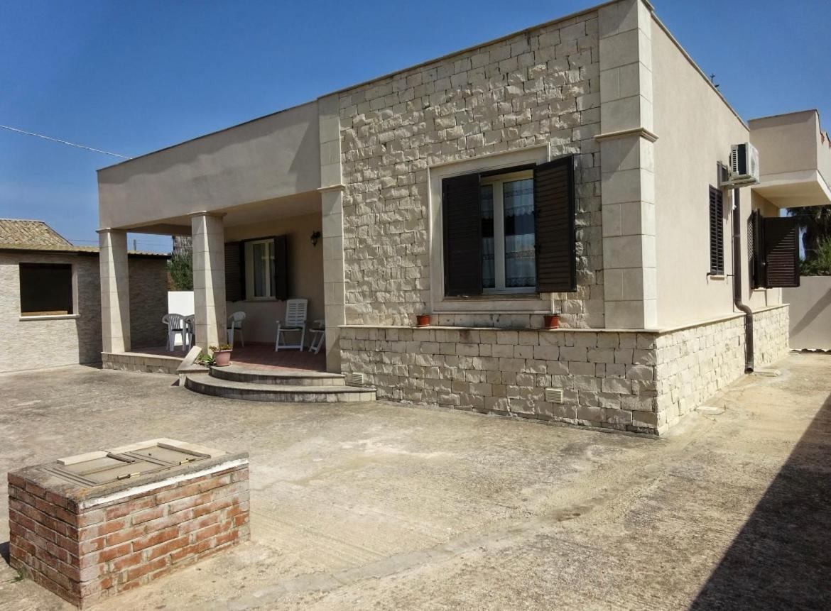 Villa La Pietra Bianca Portopalo Di Capo Passero Exterior foto